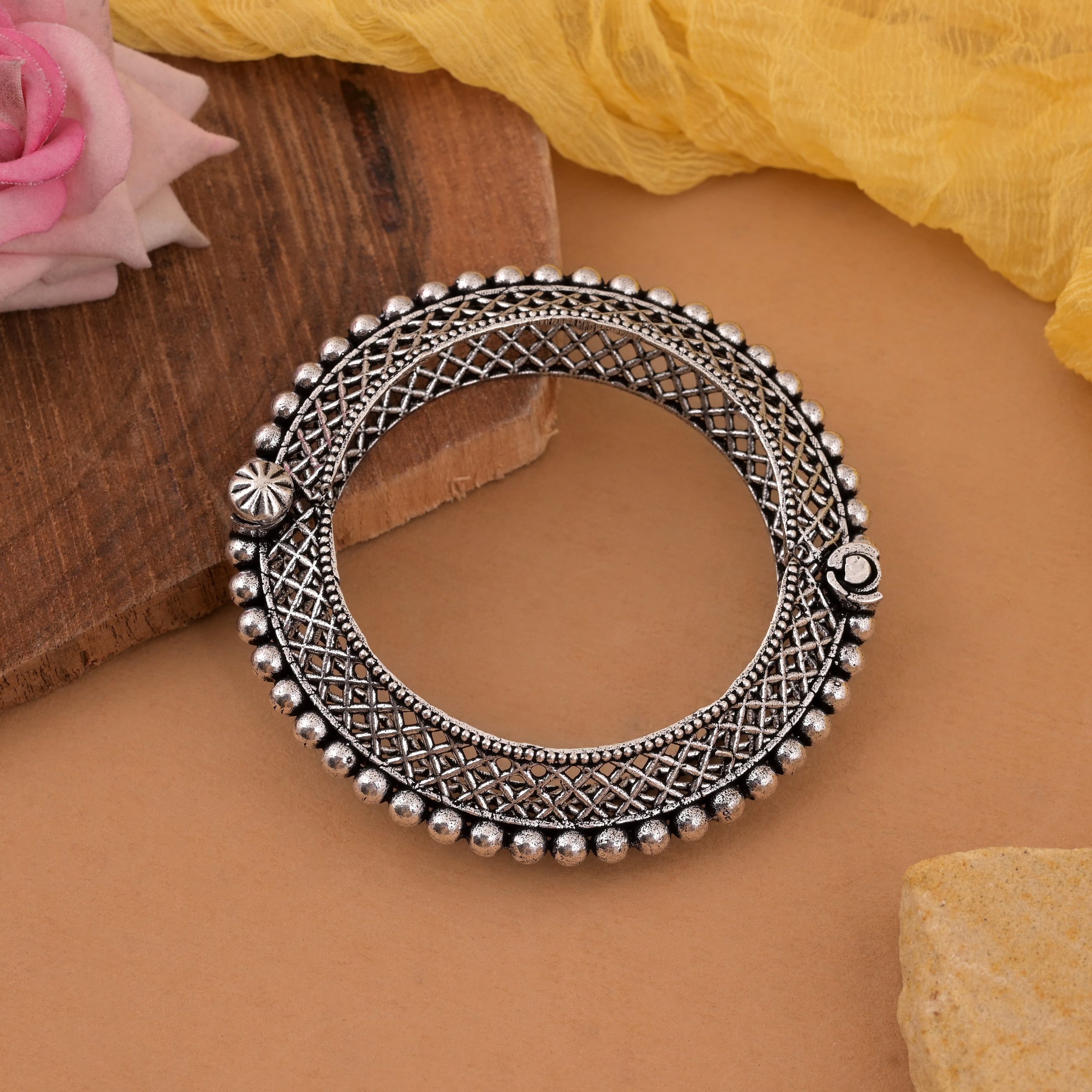 HOB Antique Look Silver Color Oxidised Openable Bracelet Antique Look Silver Color Oxidised Openable Bracelet With Bold Design - Image 1