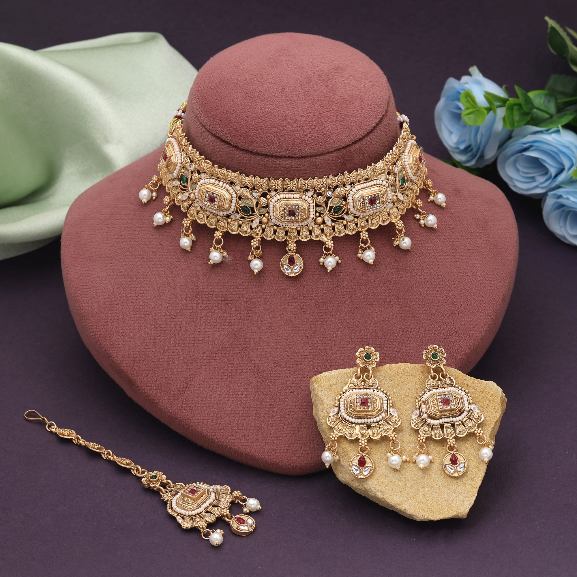 HOB Rani & Green Color Choker Matte Gold Necklace Set Showcasing Royal Traditional Craftsmanship Rani & Green Color Choker Matte Gold Necklace Set Showcasing Royal Traditional Craftsmanship - Image 1