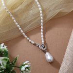 Gorgeous White Color Fashion Necklace For Modern And Traditional Looks - Image 3
